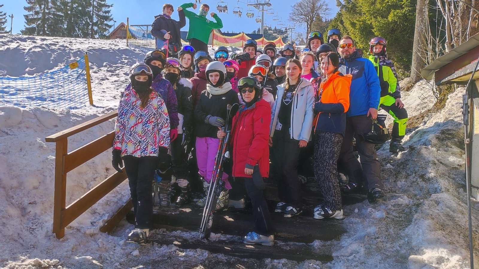Licealiści na obozie narciarskim w Zieleńcu