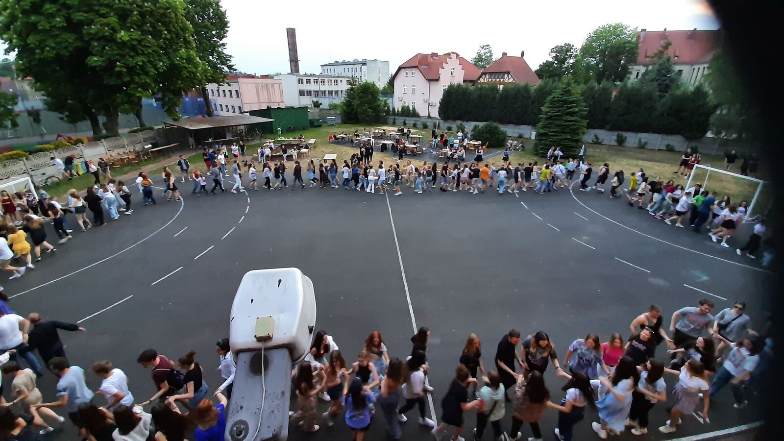  Majówka ze „Słowakiem” – grodziskie liceum gości ósmoklasistów!  