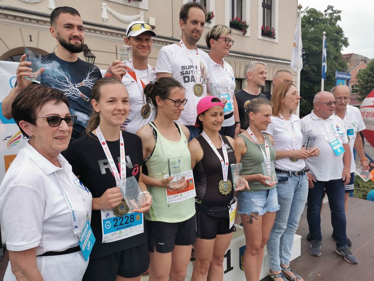 Sukcesy naszych Absolwentów podczas XIV Hunters GrodziskiegoPółmaratonu Słowaka